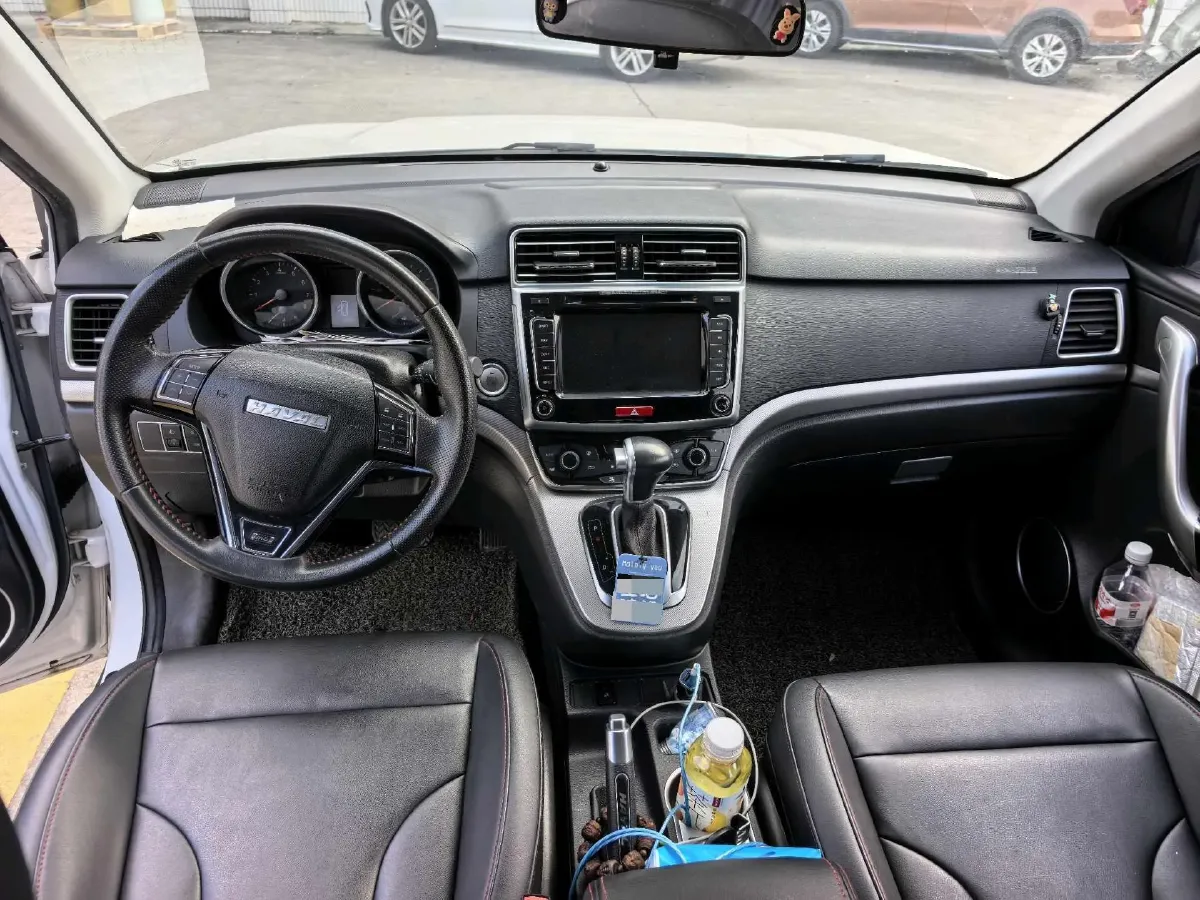 2017 Haval M6 1.5T 150HP L4 6AT,autocango,china used car exporter,china ev exporter,chinese used car exporter,chinese used ev exporter