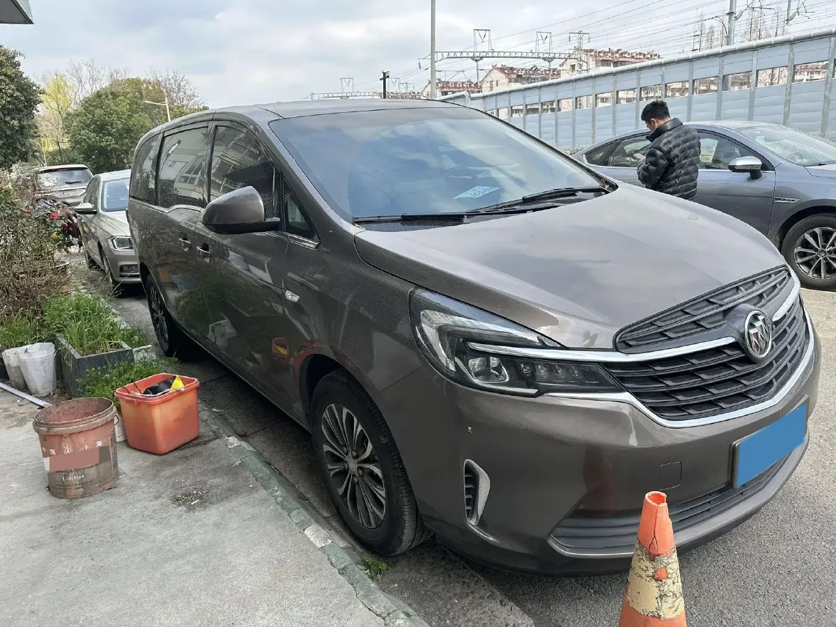 2021 Buick GL8 2.0T 237HP L4 9AT,autocango,china used car exporter,china ev exporter,chinese used car exporter,chinese used ev exporter