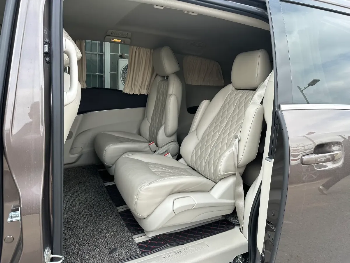 2021 Buick GL8 2.0T 237HP L4 9AT,autocango,china used car exporter,china ev exporter,chinese used car exporter,chinese used ev exporter