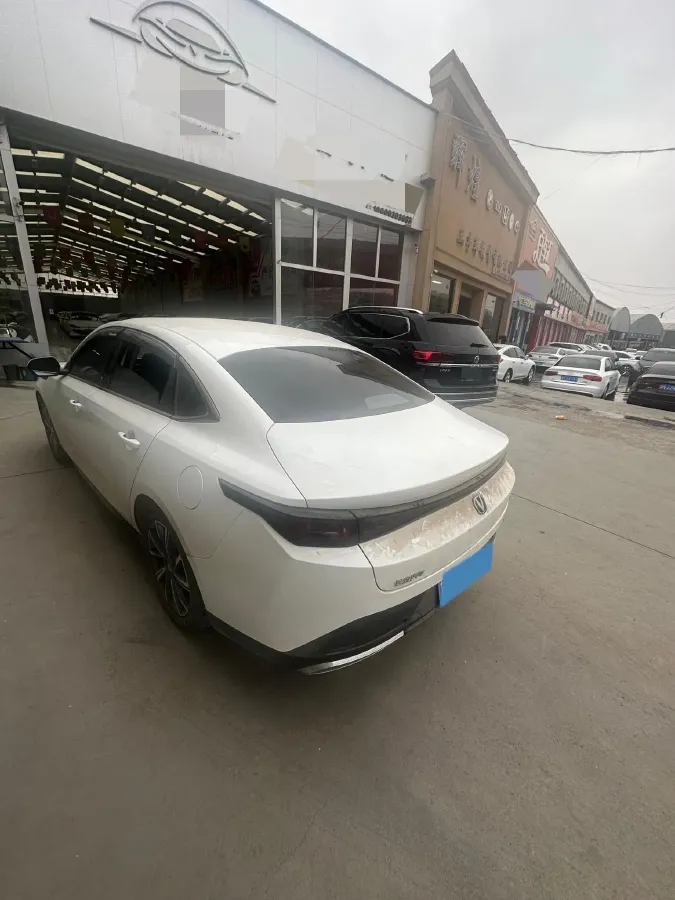 2024 ChangAn Eado 1.5T 170HP L4 7DCT,autocango,china used car exporter,china ev exporter,chinese used car exporter,chinese used ev exporter