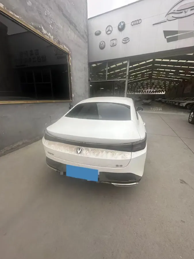 2024 ChangAn Eado 1.5T 170HP L4 7DCT,autocango,china used car exporter,china ev exporter,chinese used car exporter,chinese used ev exporter
