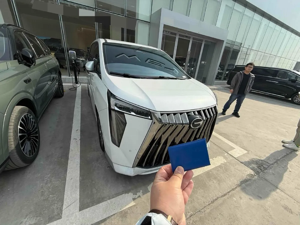 2023 GAC Trumpchi M8 2.0T 252HP L4 8AT,autocango,china used car exporter,china ev exporter,chinese used car exporter,chinese used ev exporter