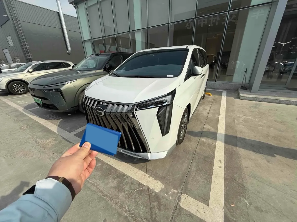 2023 GAC Trumpchi M8 2.0T 252HP L4 8AT,autocango,china used car exporter,china ev exporter,chinese used car exporter,chinese used ev exporter