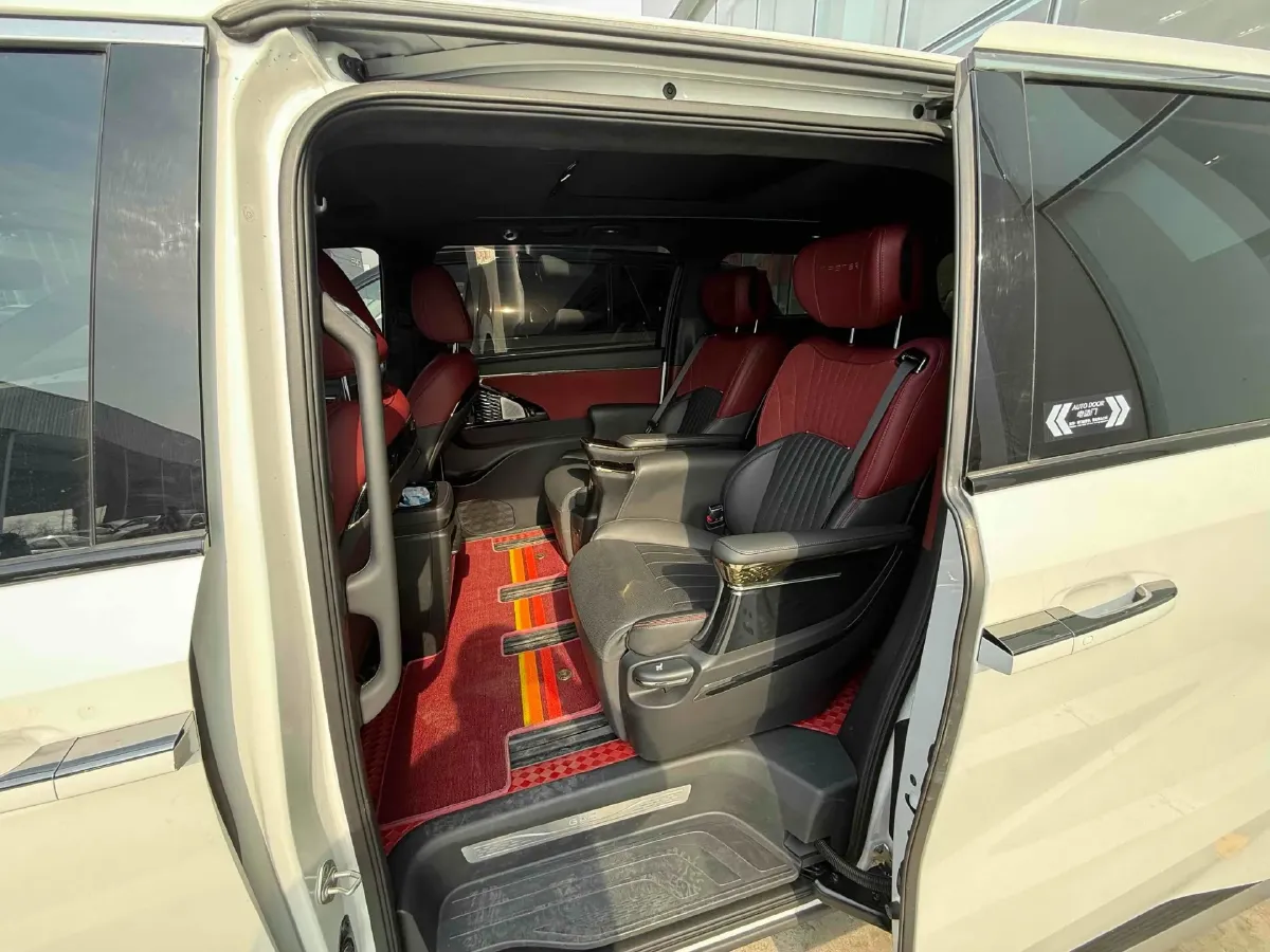 2023 GAC Trumpchi M8 2.0T 252HP L4 8AT,autocango,china used car exporter,china ev exporter,chinese used car exporter,chinese used ev exporter