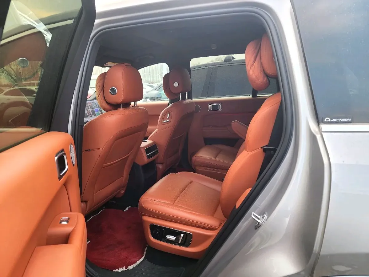 2023 Li L8 Range Extended 154HP REEV 40.9KWH,autocango,china used car exporter,china ev exporter,chinese used car exporter,chinese used ev exporter