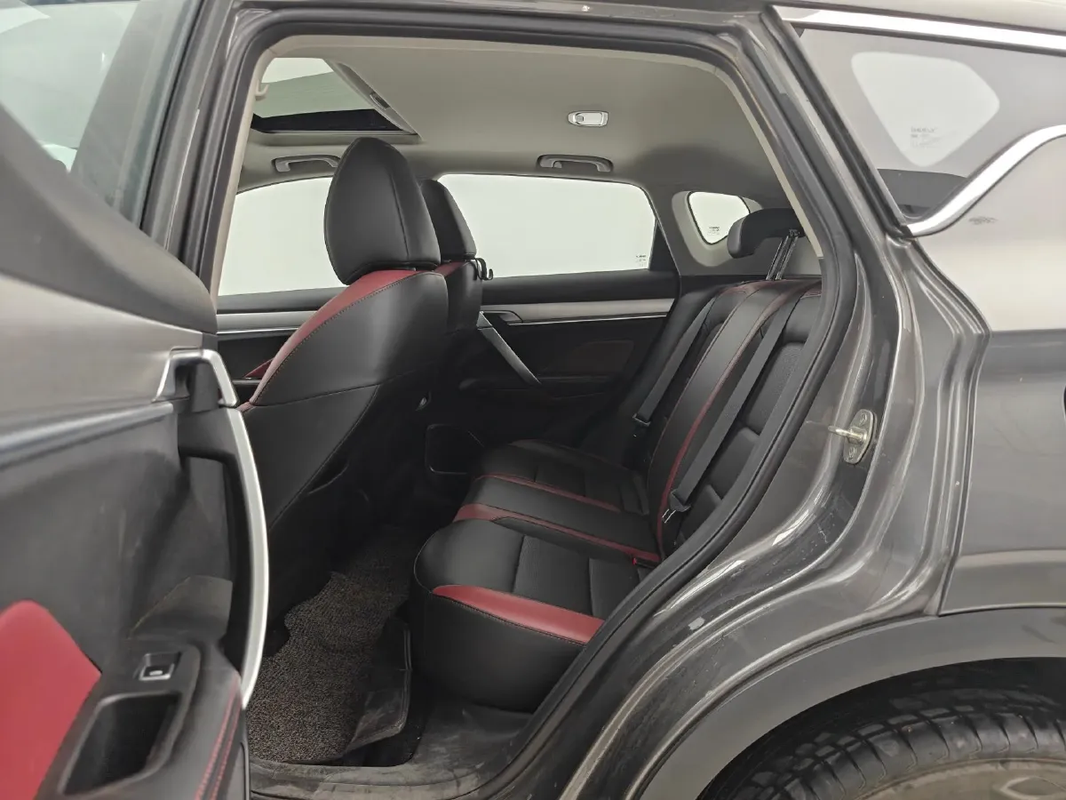 2021 Geely Coolray 1.4T 141HP L4 6DCT,autocango,china used car exporter,china ev exporter,chinese used car exporter,chinese used ev exporter