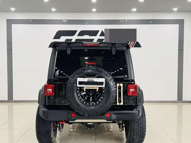 2021 Jeep Wrangler 2.0T 266HP L4 8AT,autocango,china used car exporter,china ev exporter,chinese used car exporter,chinese used ev exporter