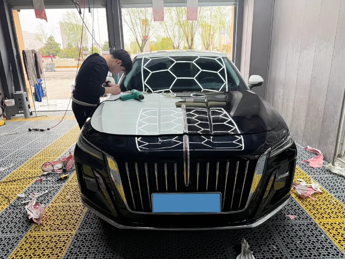 2025 HongQi H5 1.5T 169HP L4 1DHT Hybrid,autocango,china used car exporter,china ev exporter,chinese used car exporter,chinese used ev exporter