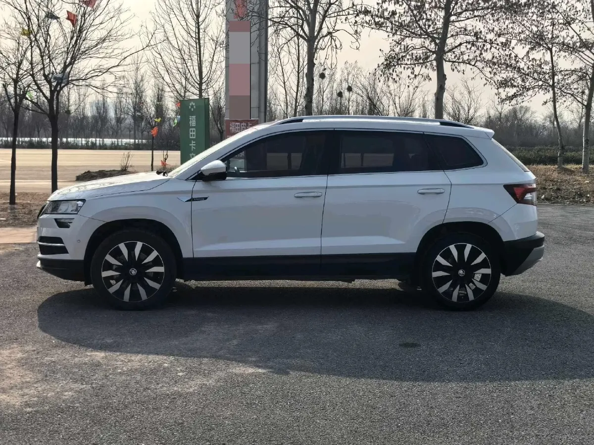 2020 Skoda Karoq 1.4T 150HP L4 7DCT,autocango,china used car exporter,china ev exporter,chinese used car exporter,chinese used ev exporter