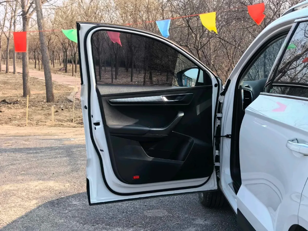 2020 Skoda Karoq 1.4T 150HP L4 7DCT,autocango,china used car exporter,china ev exporter,chinese used car exporter,chinese used ev exporter