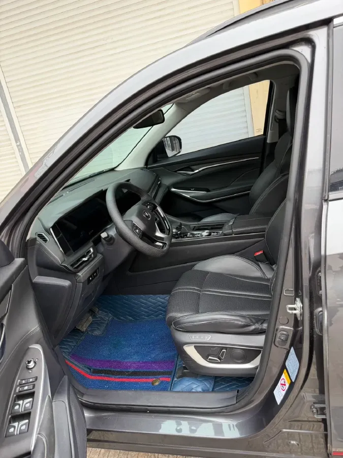 2020 ChangAn CS75 Plus 2.0T 233HP L4 8AT,autocango,china used car exporter,china ev exporter,chinese used car exporter,chinese used ev exporter