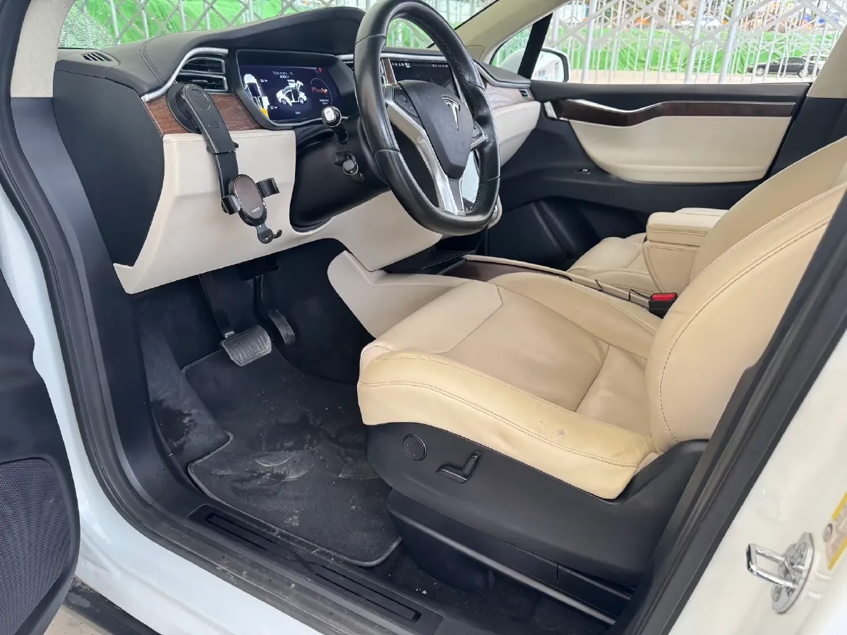 2017 Tesla Model X BEV 100KWH,autocango,china used car exporter,china ev exporter,chinese used car exporter,chinese used ev exporter