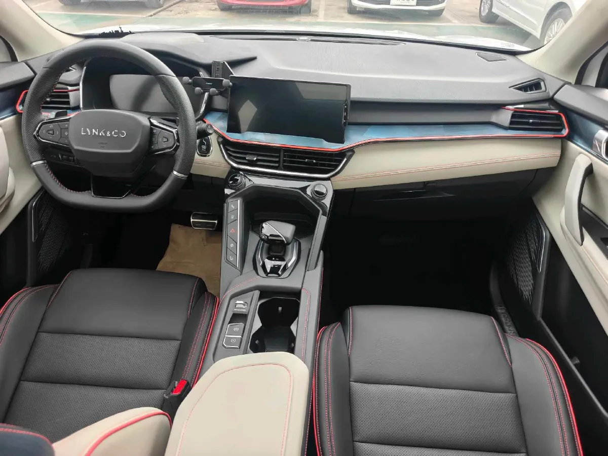 2020 LYNK&CO 06 1.5T 177HP L3 7DCT,autocango,china used car exporter,china ev exporter,chinese used car exporter,chinese used ev exporter