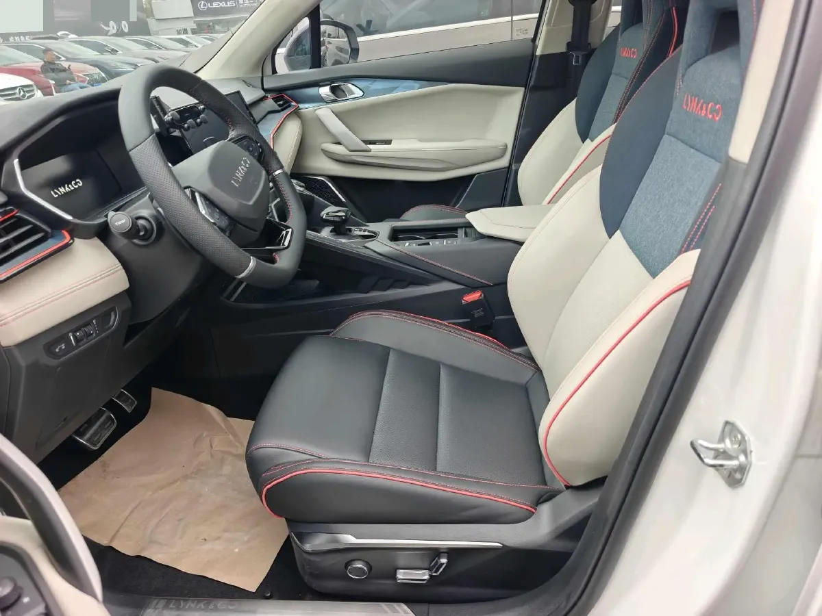 2020 LYNK&CO 06 1.5T 177HP L3 7DCT,autocango,china used car exporter,china ev exporter,chinese used car exporter,chinese used ev exporter