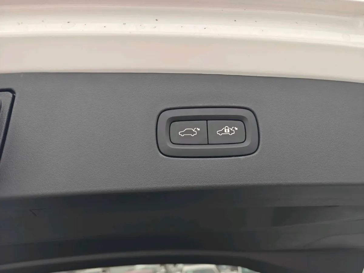 2020 LYNK&CO 06 1.5T 177HP L3 7DCT,autocango,china used car exporter,china ev exporter,chinese used car exporter,chinese used ev exporter