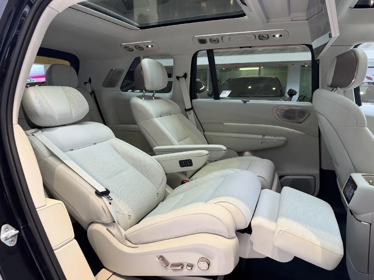 2025 LYNK&CO 900 2.0T 254HP L4 3DHT PHEV 50KWH,autocango,china used car exporter,china ev exporter,chinese used car exporter,chinese used ev exporter