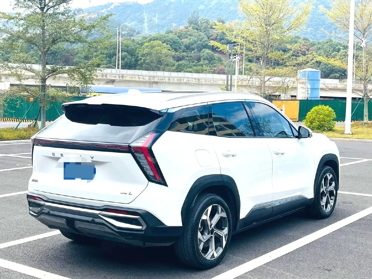 2023 Geely StarRay 1.5T 181HP L4 7DCT,autocango,china used car exporter,china ev exporter,chinese used car exporter,chinese used ev exporter