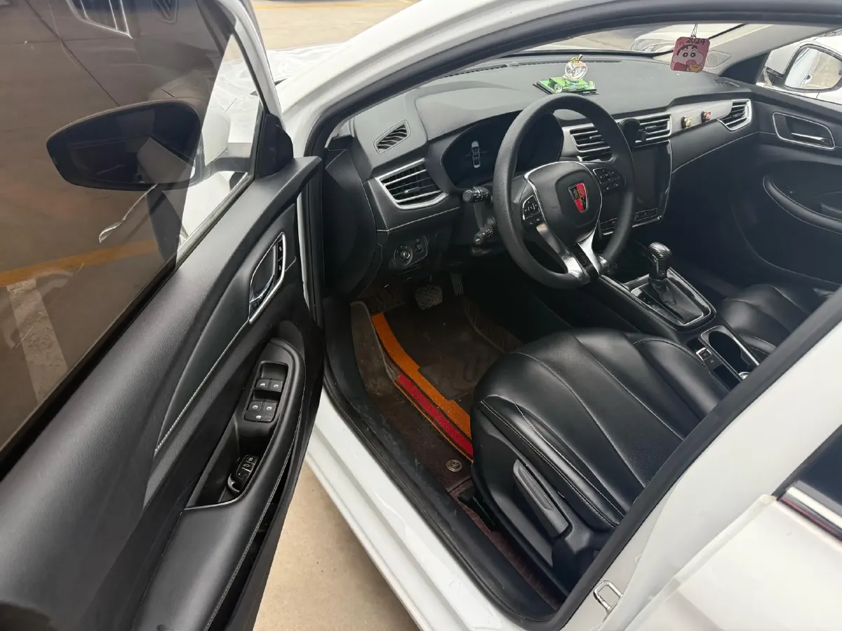 2020 Roewe i5 1.5L 120HP L4 CVT,autocango,china used car exporter,china ev exporter,chinese used car exporter,chinese used ev exporter