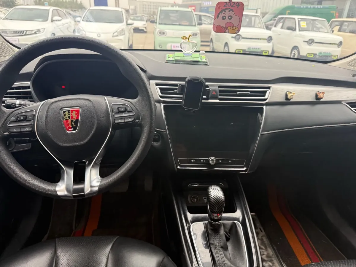 2020 Roewe i5 1.5L 120HP L4 CVT,autocango,china used car exporter,china ev exporter,chinese used car exporter,chinese used ev exporter