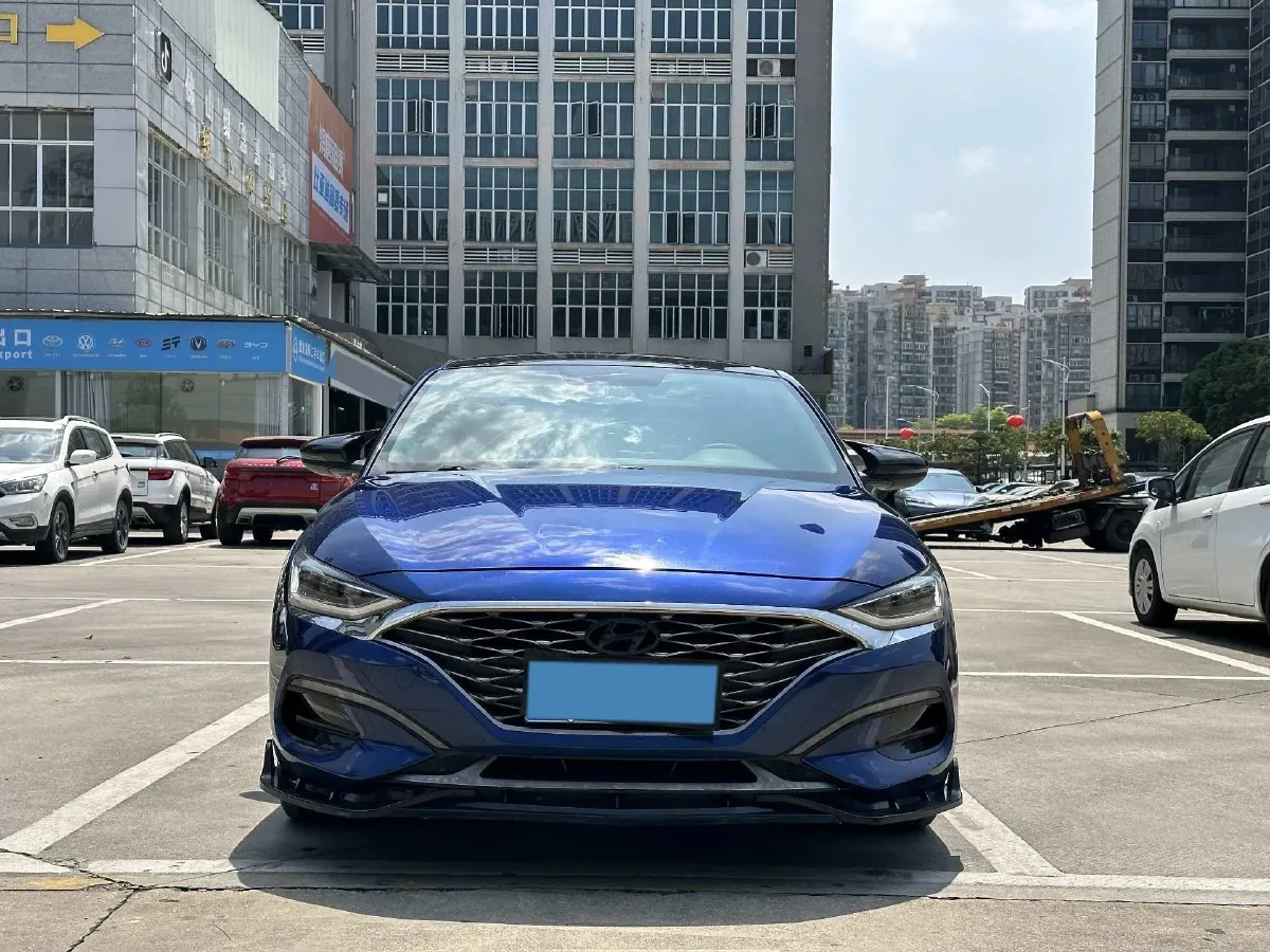 2019 Hyundai La Festa 1.6T 190HP L4 7DCT,autocango,china used car exporter,china ev exporter,chinese used car exporter,chinese used ev exporter
