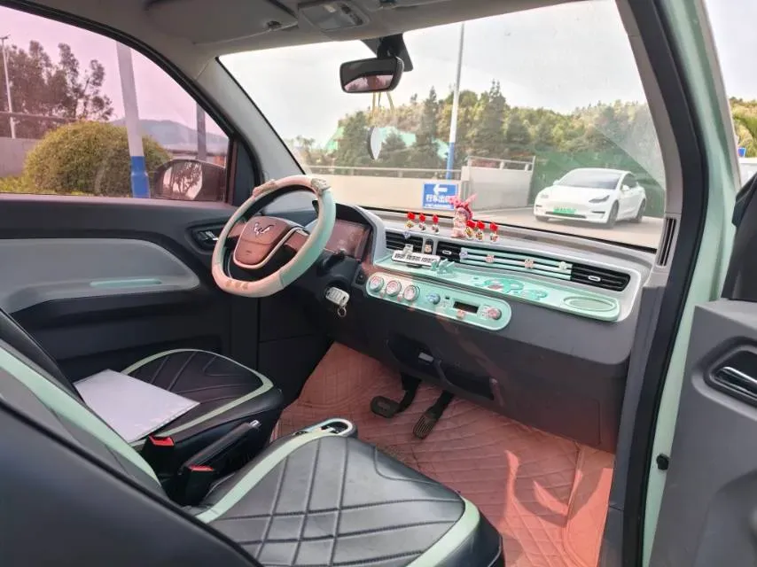 2021 WuLing HongGuang MINI EV BEV 13.9KWH,autocango,china used car exporter,china ev exporter,chinese used car exporter,chinese used ev exporter