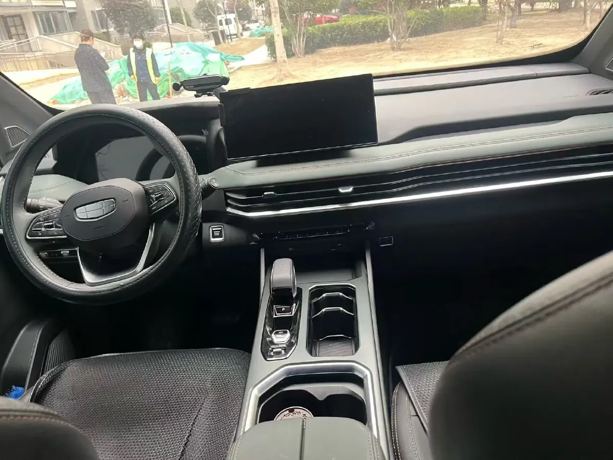 2023 Geely Okavango L 2.0T 218HP L4 7DCT,autocango,china used car exporter,china ev exporter,chinese used car exporter,chinese used ev exporter