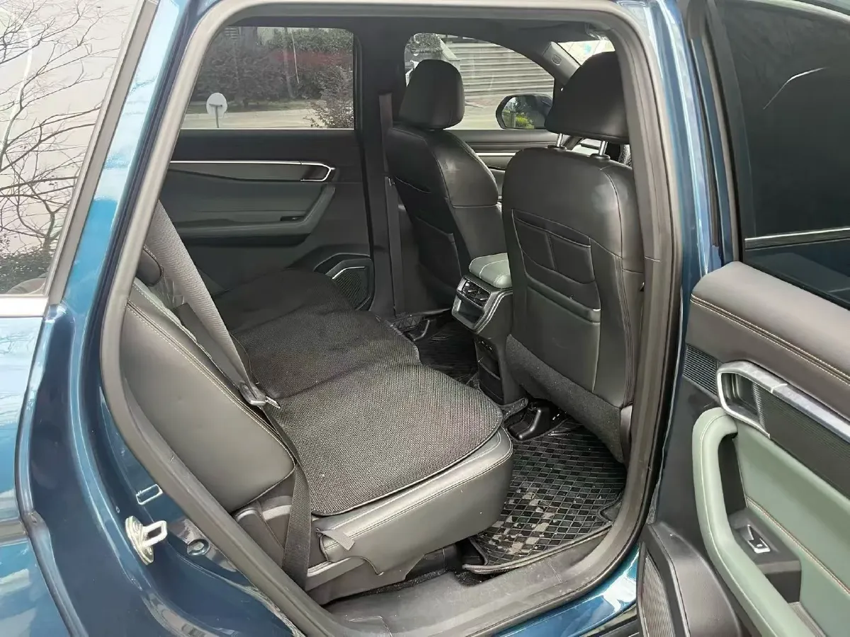 2023 Geely Okavango L 2.0T 218HP L4 7DCT,autocango,china used car exporter,china ev exporter,chinese used car exporter,chinese used ev exporter