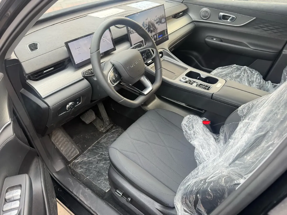 2025 Fulwin FulwinT8 1.5T 156HP L4 1DHT PHEV 18.67KWH,autocango,china used car exporter,china ev exporter,chinese used car exporter,chinese used ev exporter