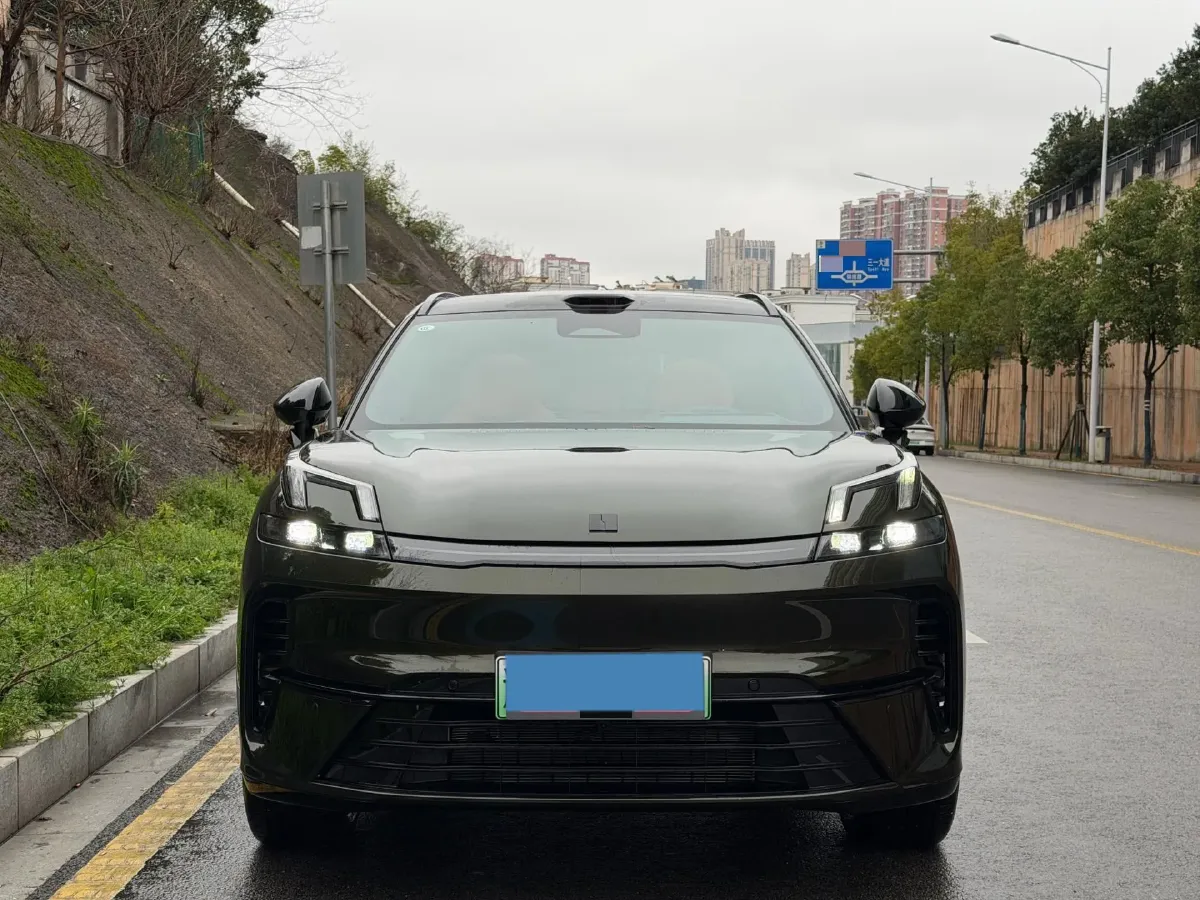 2026 LYNK&CO 08 EM-P 1.5T 163HP L4 3DHT PHEV,autocango,china used car exporter,china ev exporter,chinese used car exporter,chinese used ev exporter
