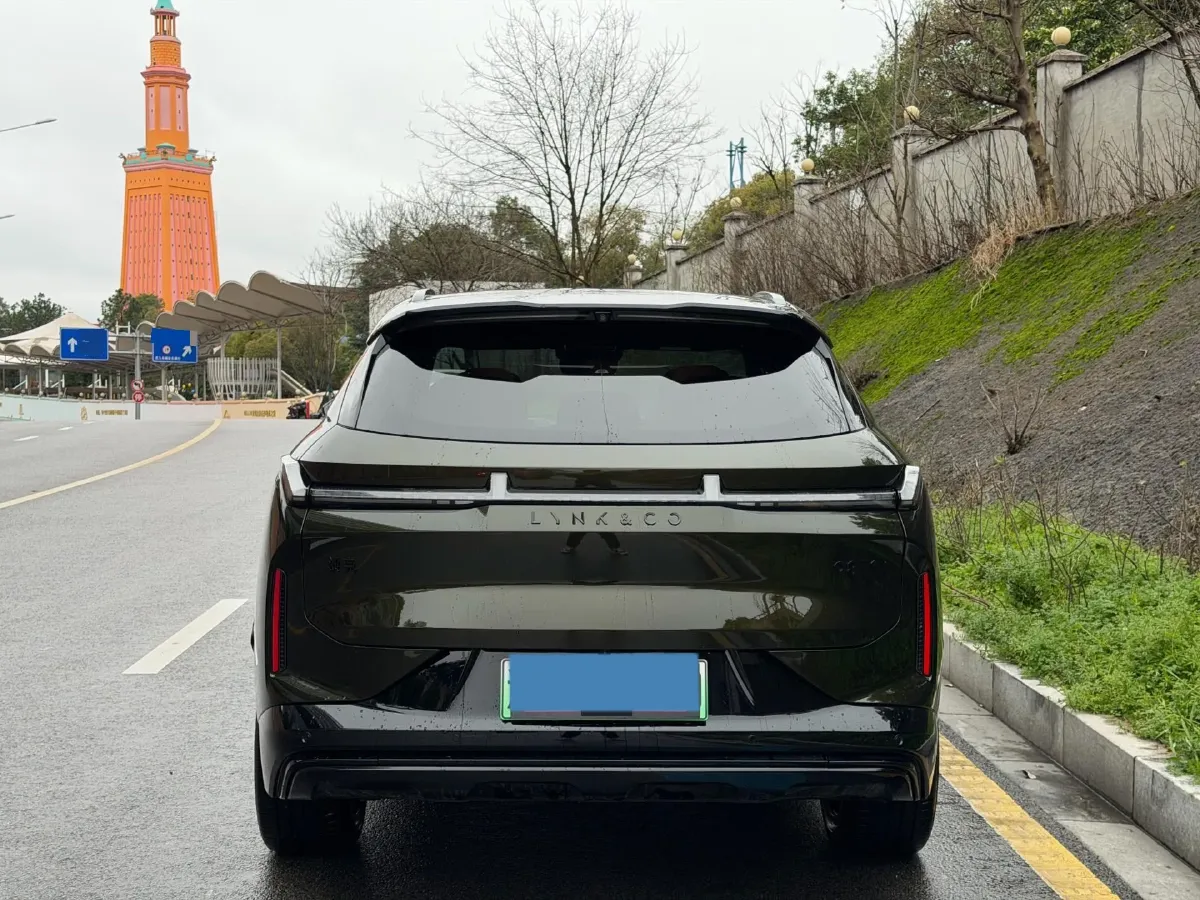 2026 LYNK&CO 08 EM-P 1.5T 163HP L4 3DHT PHEV,autocango,china used car exporter,china ev exporter,chinese used car exporter,chinese used ev exporter