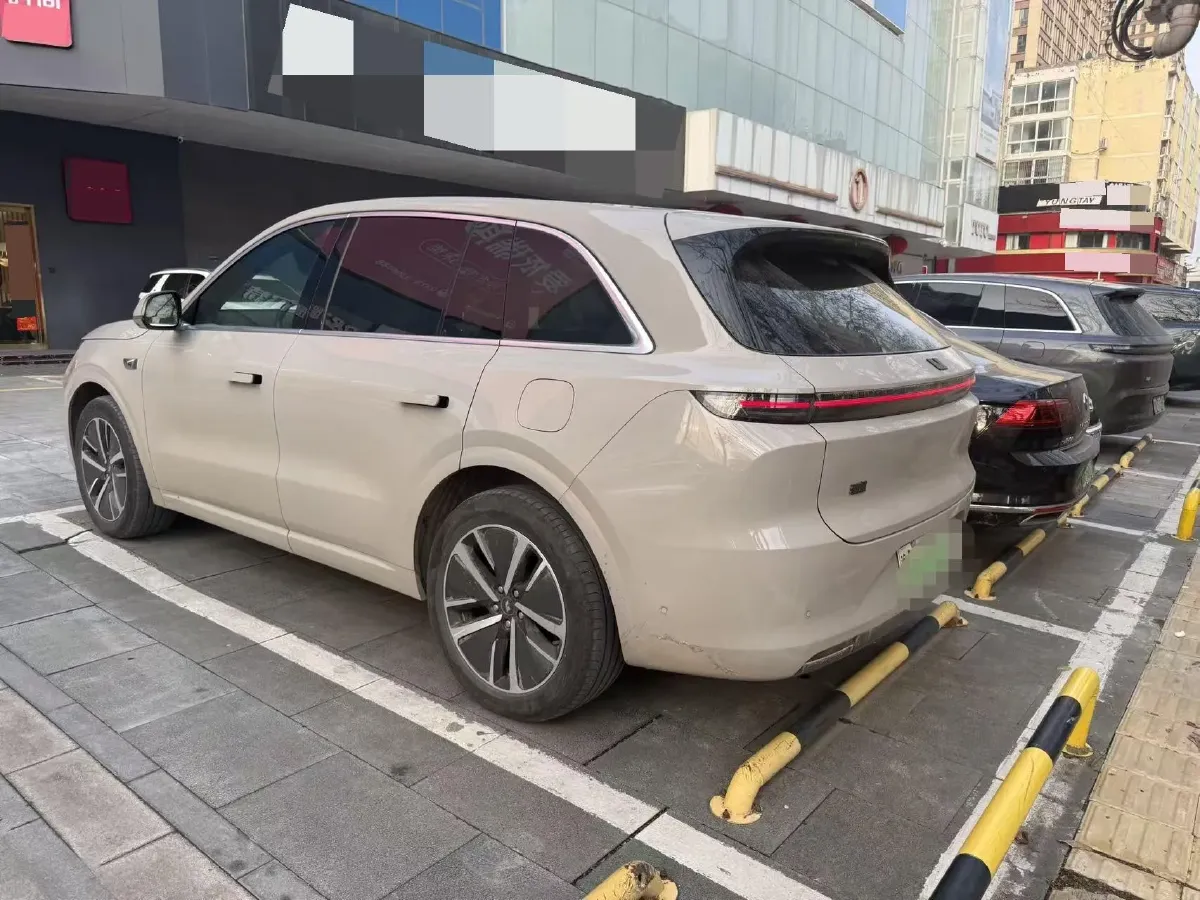 2024 Li L6 Range Extended 154HP L4 REEV 36.8KWH,autocango,china used car exporter,china ev exporter,chinese used car exporter,chinese used ev exporter
