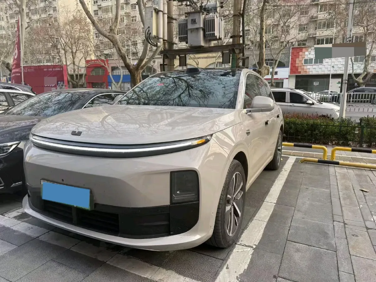2024 Li L6 Range Extended 154HP L4 REEV 36.8KWH,autocango,china used car exporter,china ev exporter,chinese used car exporter,chinese used ev exporter