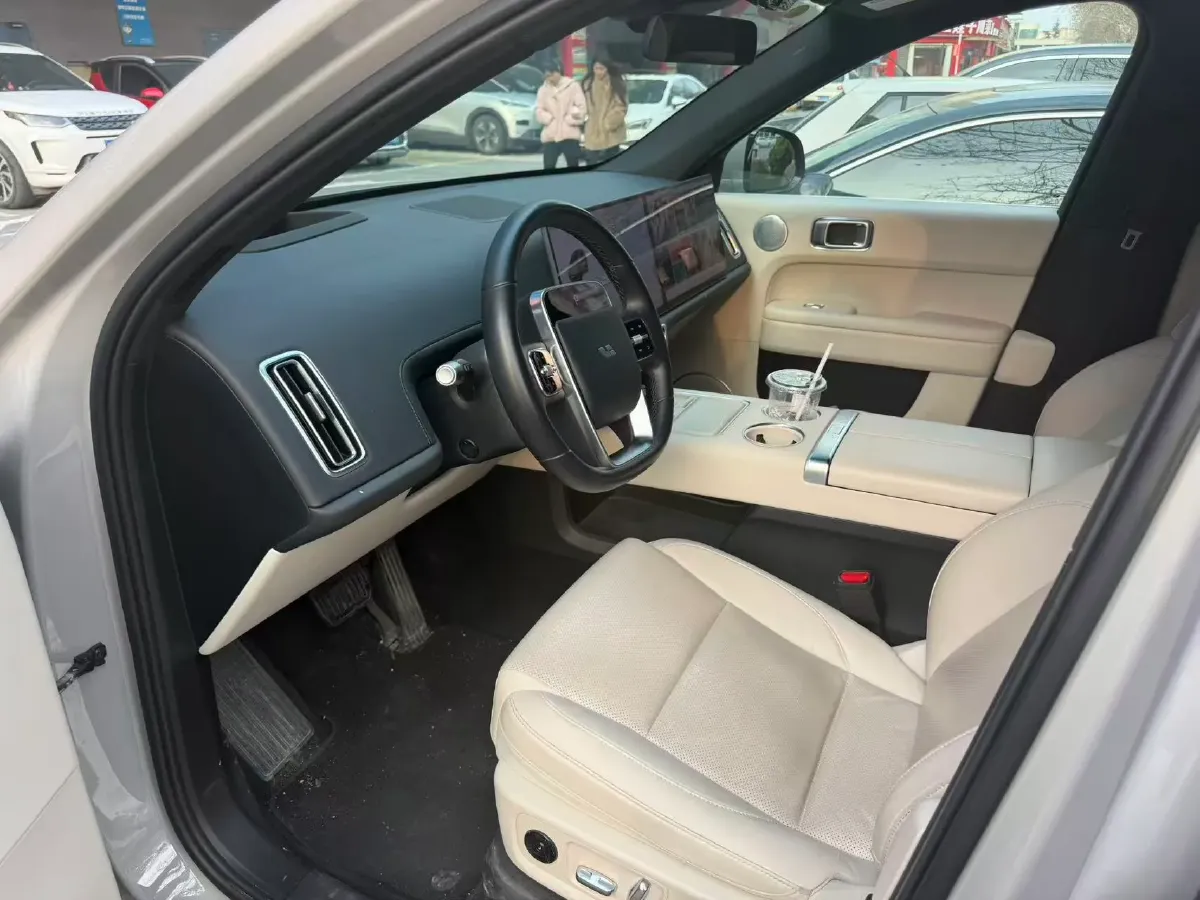 2024 Li L6 Range Extended 154HP L4 REEV 36.8KWH,autocango,china used car exporter,china ev exporter,chinese used car exporter,chinese used ev exporter