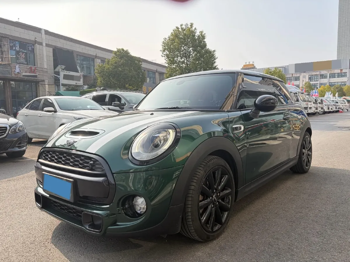 2016 MINI MINI 2.0T 192HP L4 6AT,autocango,china used car exporter,china ev exporter,chinese used car exporter,chinese used ev exporter