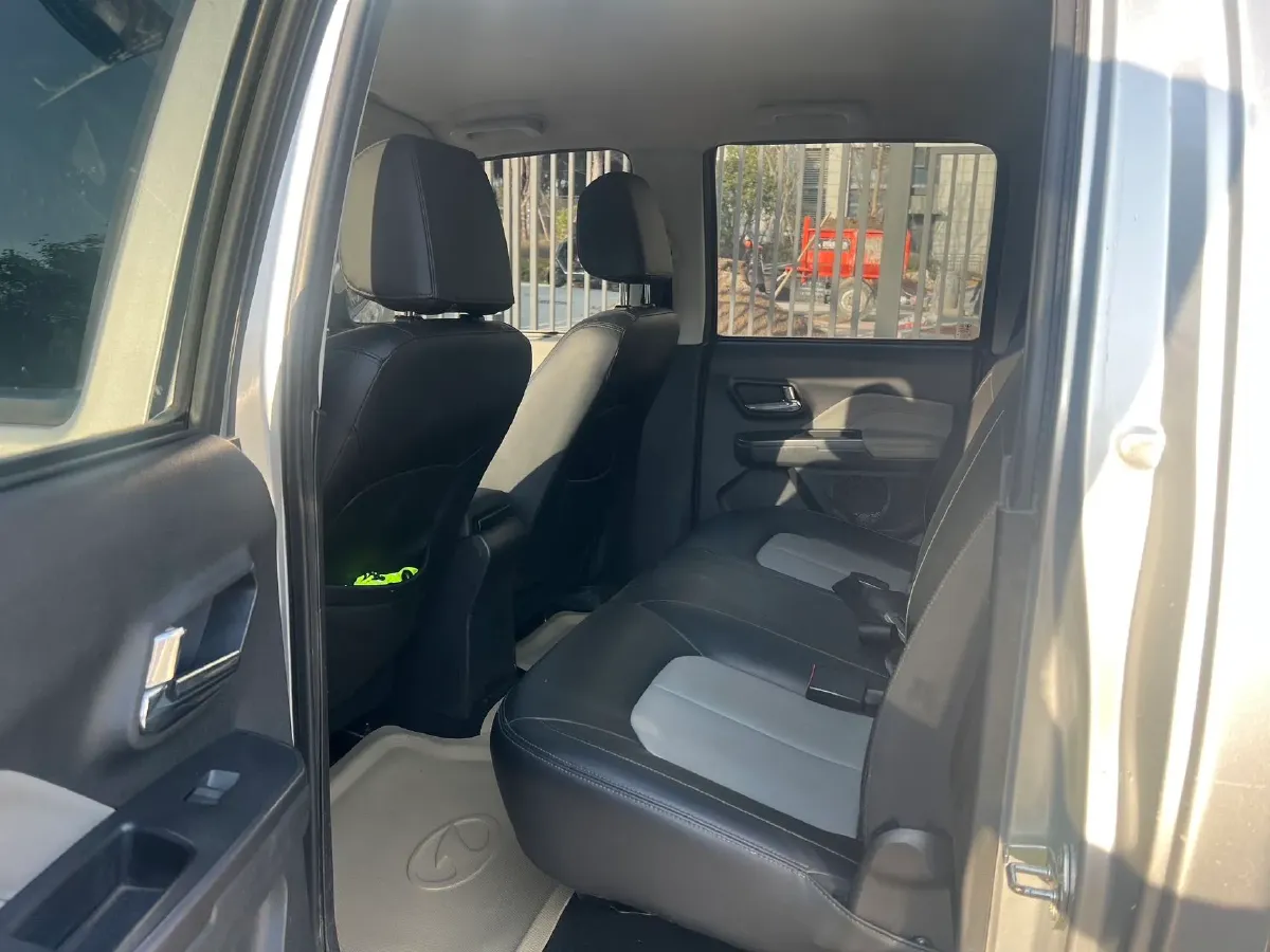 2023 Great Wall Wingle 5 2.0T 139HP L4 6MT,autocango,china used car exporter,china ev exporter,chinese used car exporter,chinese used ev exporter