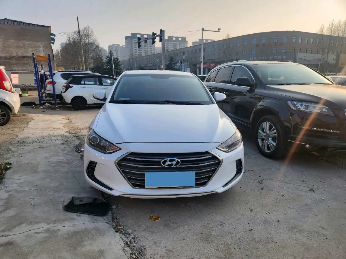2016 Hyundai Elantra 1.6L 130HP L4 6AT,autocango,china used car exporter,china ev exporter,chinese used car exporter,chinese used ev exporter