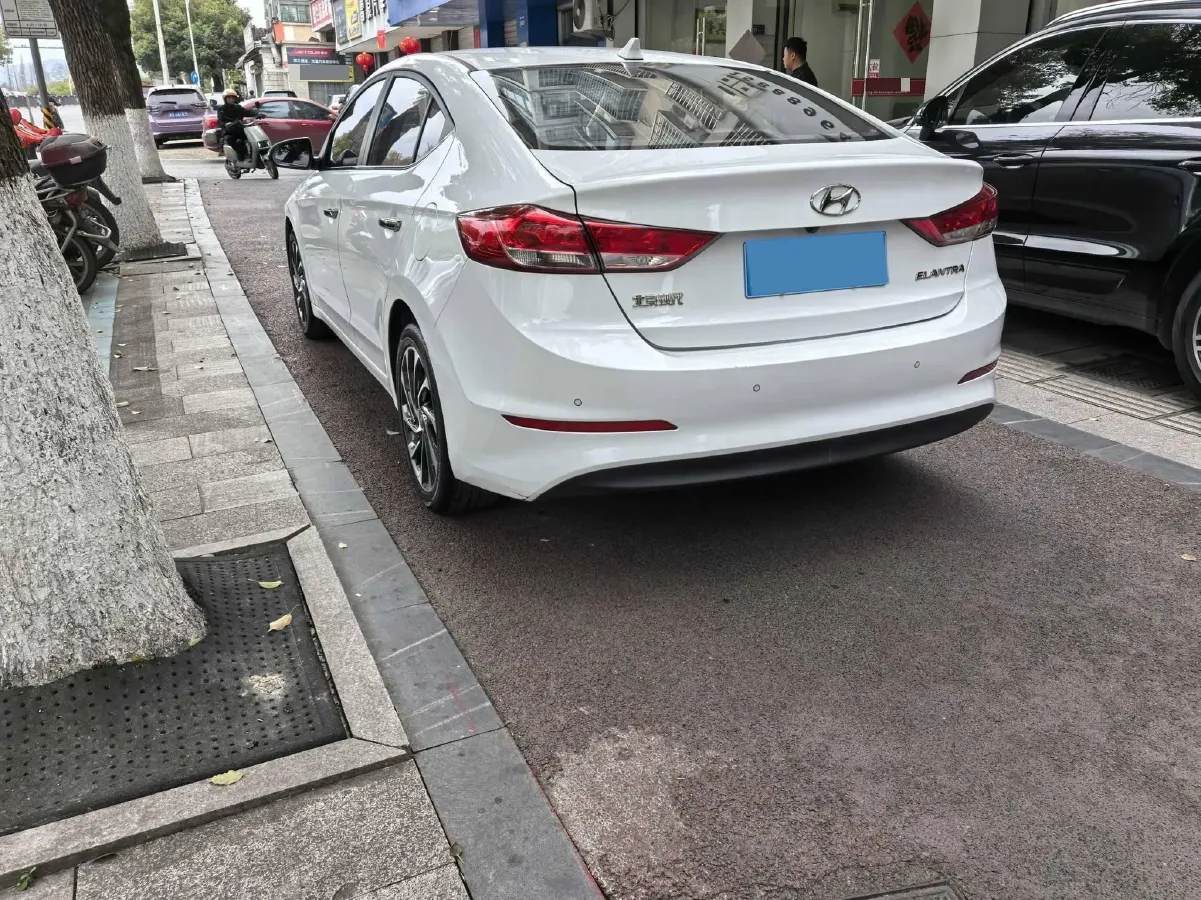 2019 Hyundai Elantra 1.5L 115HP L4 CVT,autocango,china used car exporter,china ev exporter,chinese used car exporter,chinese used ev exporter