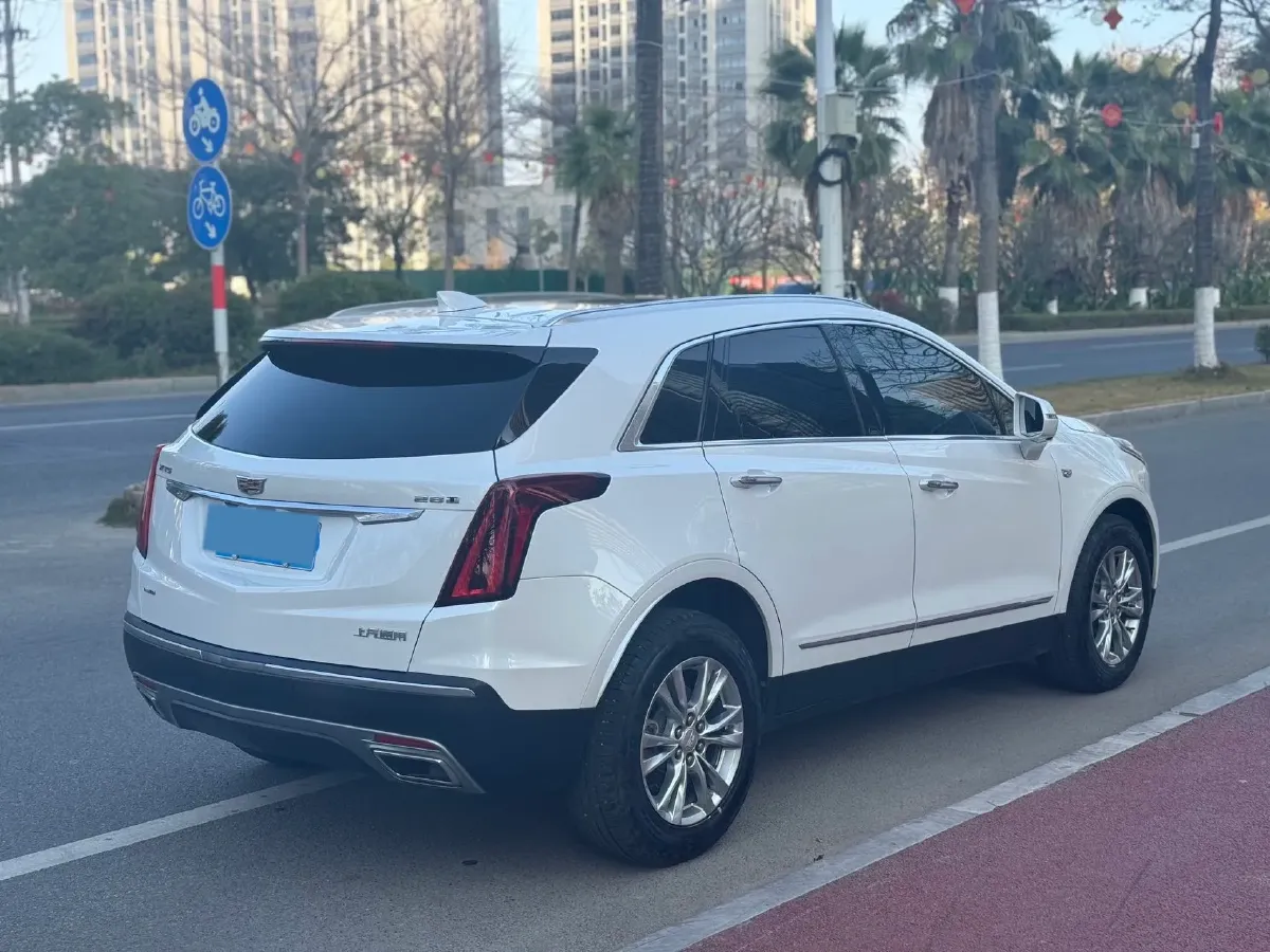 2021 Cadillac XT5 2.0T 237HP L4 9AT,autocango,china used car exporter,china ev exporter,chinese used car exporter,chinese used ev exporter