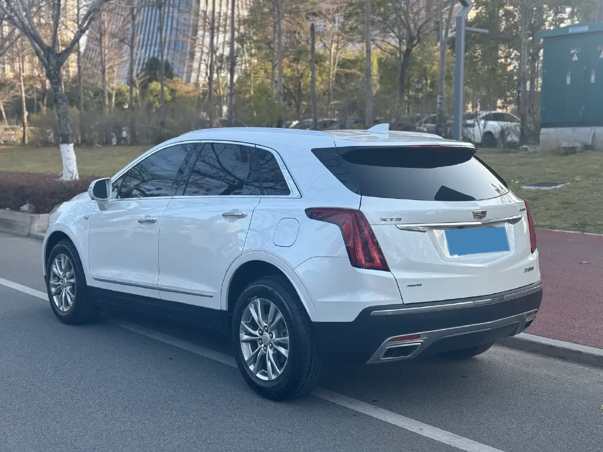 2021 Cadillac XT5 2.0T 237HP L4 9AT,autocango,china used car exporter,china ev exporter,chinese used car exporter,chinese used ev exporter