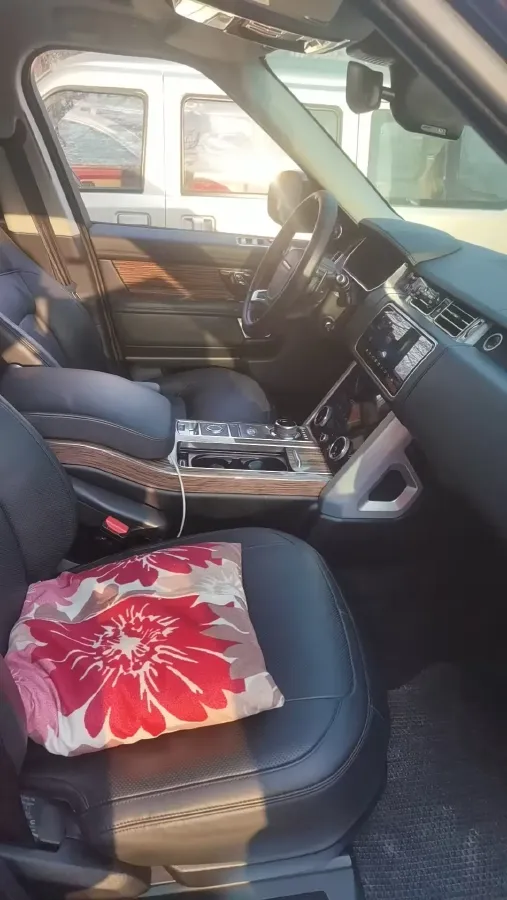 2018 Land Rover Range Rover 3.0T 381HP V6 8AT,autocango,china used car exporter,china ev exporter,chinese used car exporter,chinese used ev exporter
