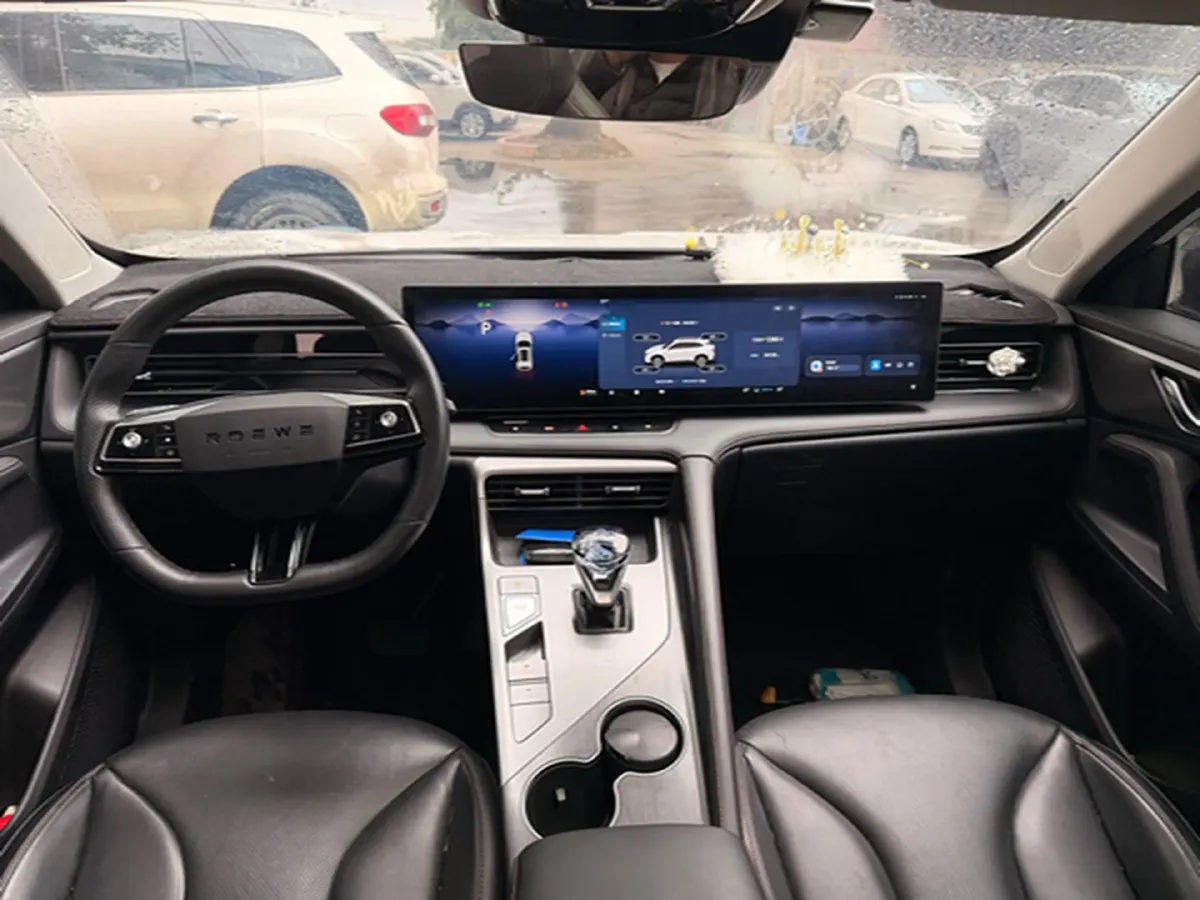 2023 Roewe RX5 1.5T 188HP L4 7DCT,autocango,china used car exporter,china ev exporter,chinese used car exporter,chinese used ev exporter