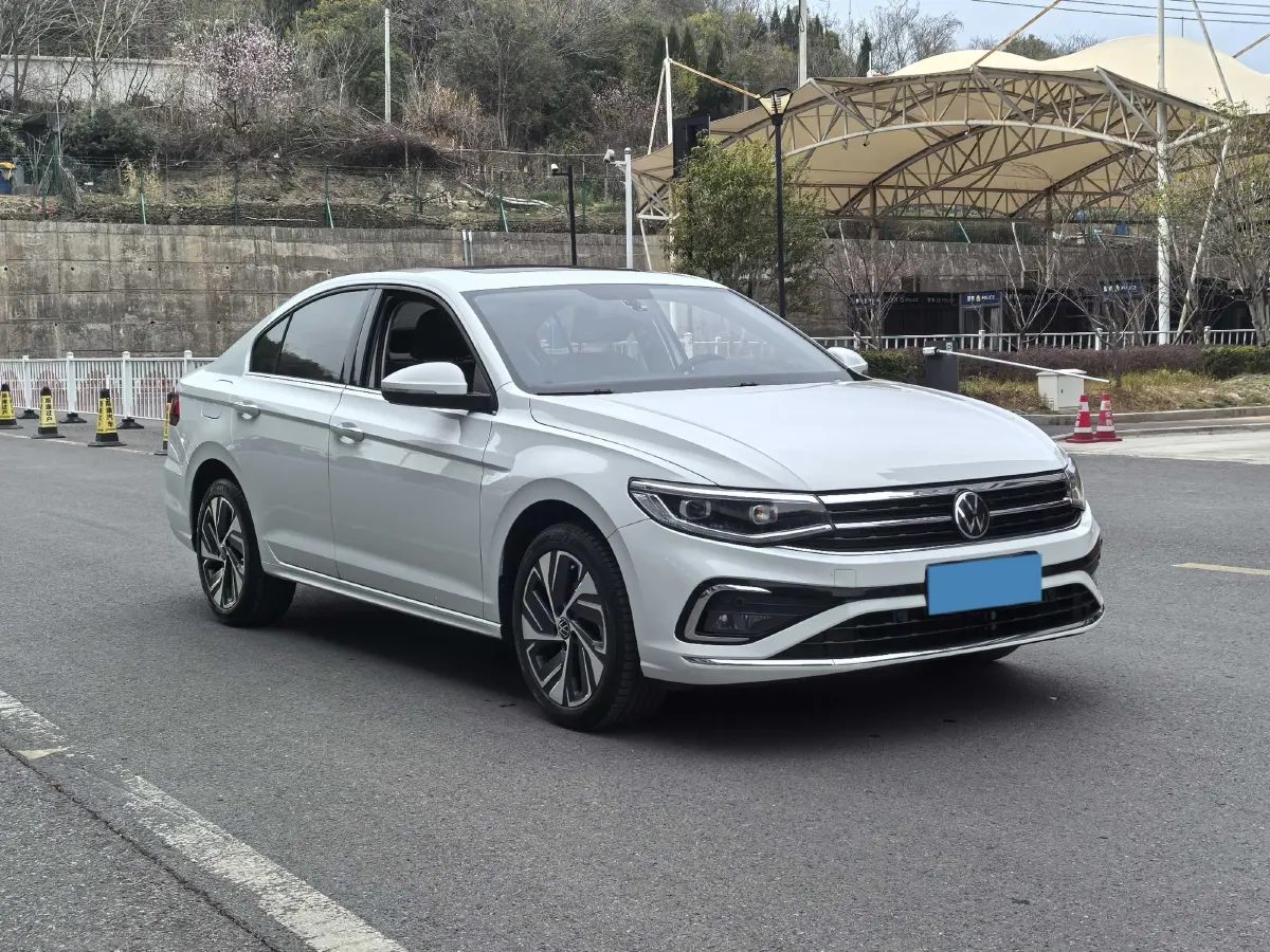 2024 Volkswagen Bora 1.2T 116HP L4 7DCT,autocango,china used car exporter,china ev exporter,chinese used car exporter,chinese used ev exporter
