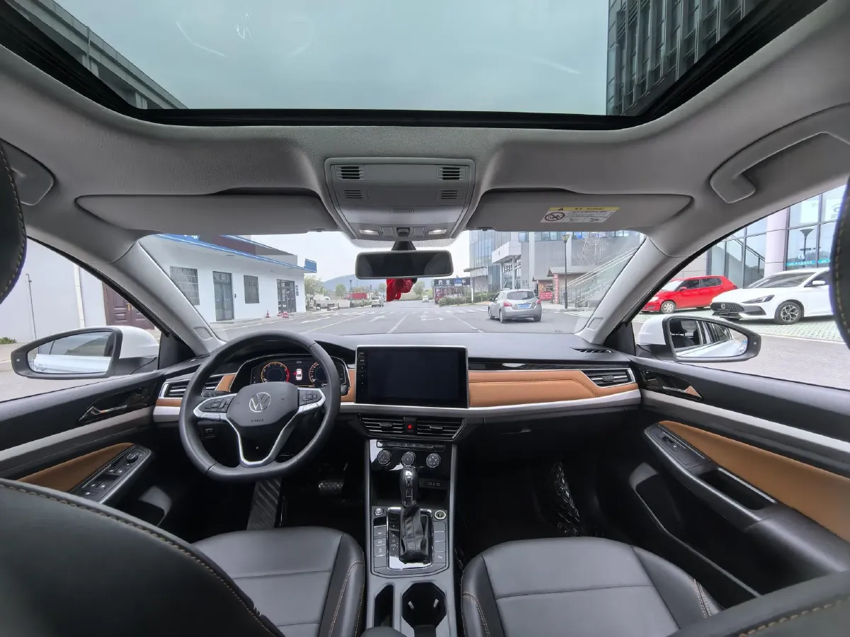 2024 Volkswagen Bora 1.2T 116HP L4 7DCT,autocango,china used car exporter,china ev exporter,chinese used car exporter,chinese used ev exporter