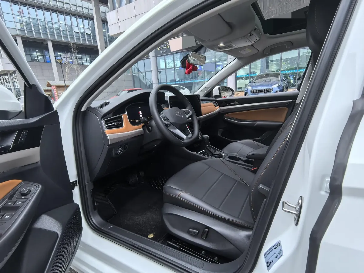 2024 Volkswagen Bora 1.2T 116HP L4 7DCT,autocango,china used car exporter,china ev exporter,chinese used car exporter,chinese used ev exporter