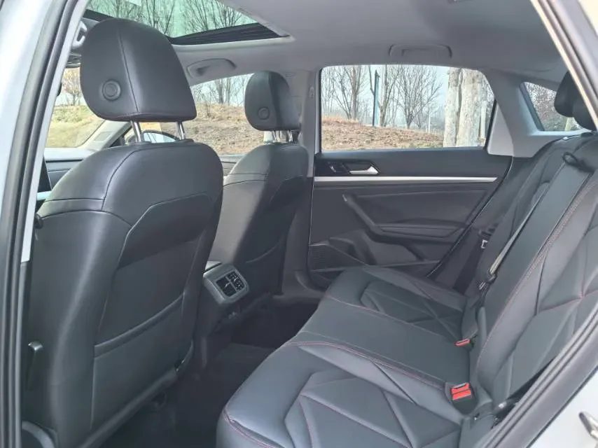 2024 Volkswagen Lavida 1.5T 160HP L4 7DCT,autocango,china used car exporter,china ev exporter,chinese used car exporter,chinese used ev exporter