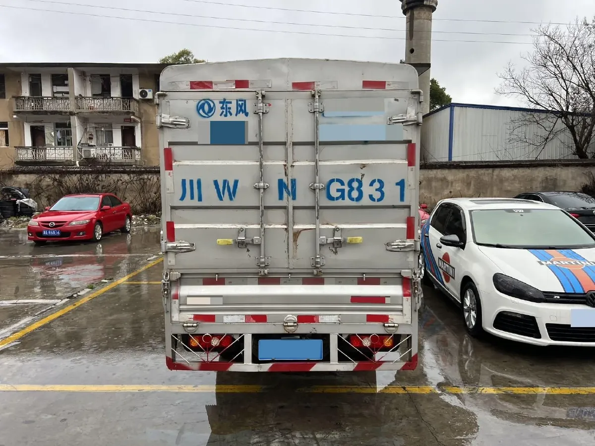 2023 DongFeng DFSK D71 1.6L 122HP L4 5MT,autocango,china used car exporter,china ev exporter,chinese used car exporter,chinese used ev exporter