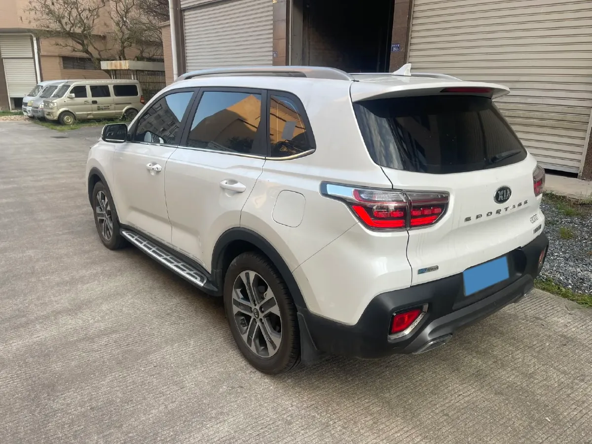 2018 Kia Sportage R 2.0L 160HP L4 6AT,autocango,china used car exporter,china ev exporter,chinese used car exporter,chinese used ev exporter