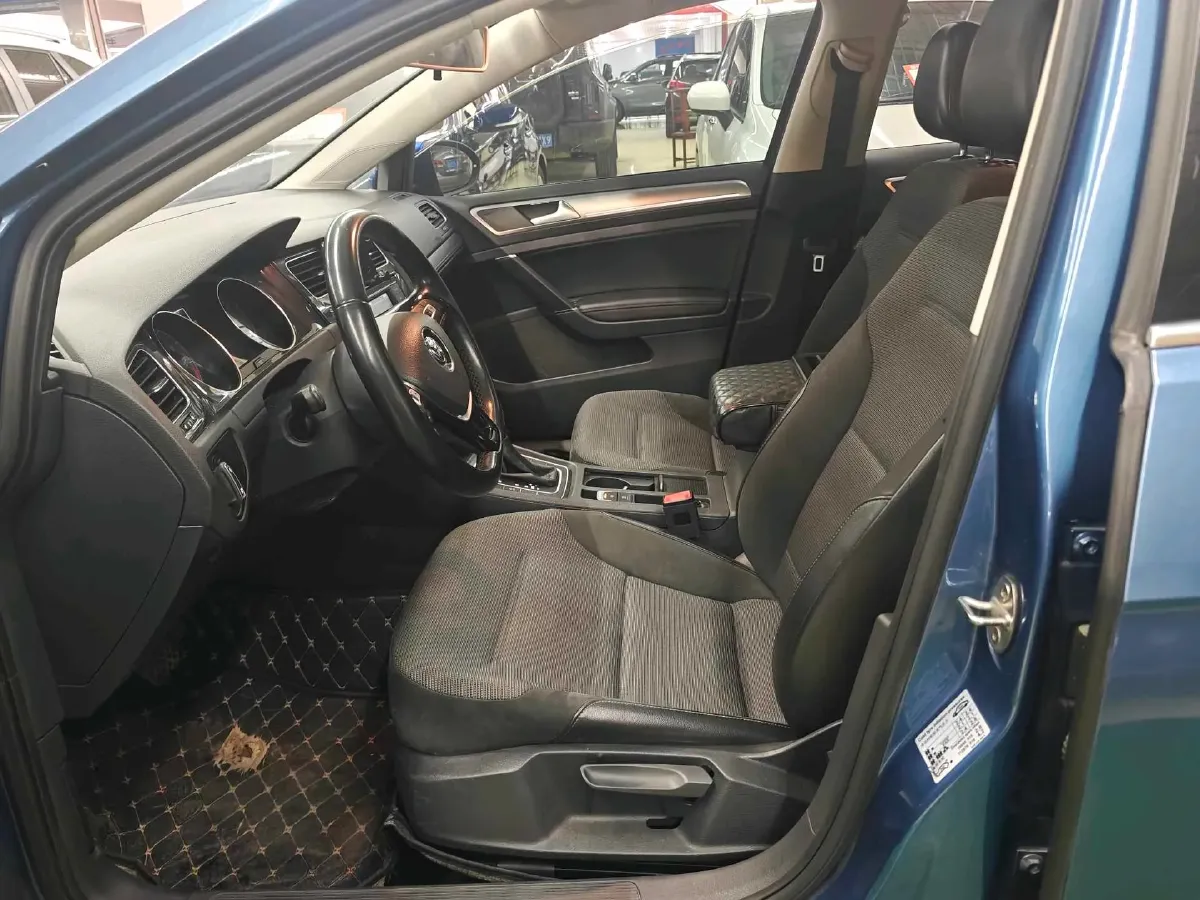 2018 Volkswagen Golf 1.4T 131HP L4 7DCT,autocango,china used car exporter,china ev exporter,chinese used car exporter,chinese used ev exporter