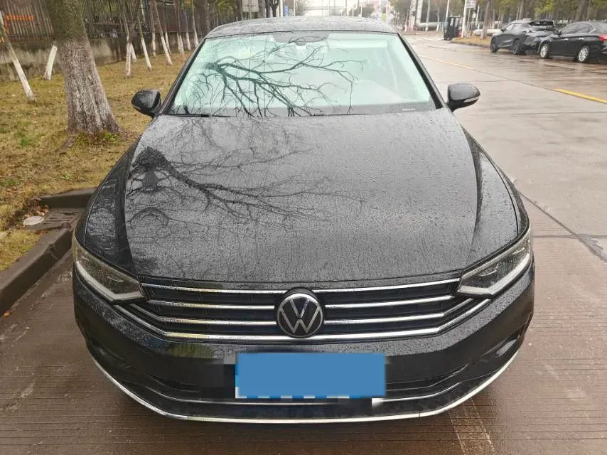 2020 Volkswagen Magotan 2.0T 186HP L4 7DCT,autocango,china used car exporter,china ev exporter,chinese used car exporter,chinese used ev exporter