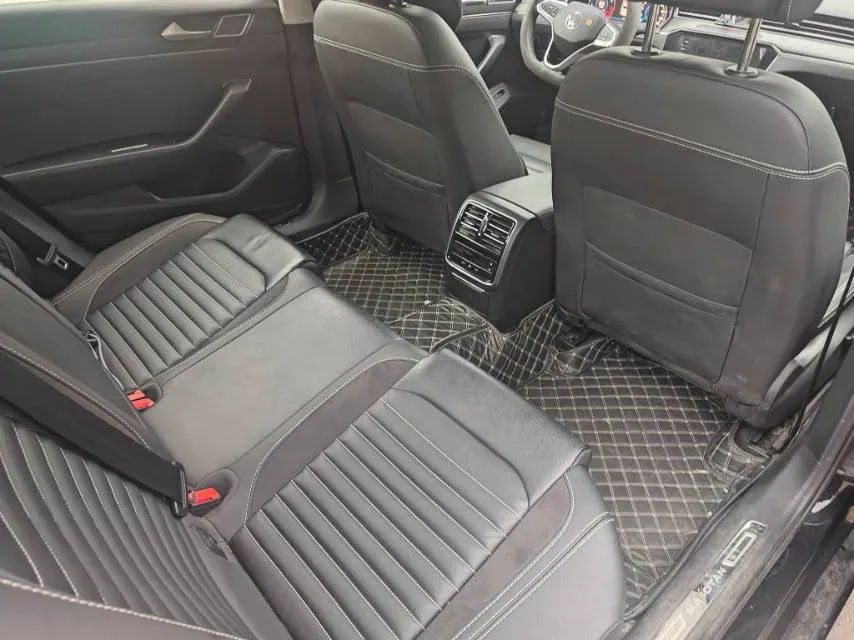 2020 Volkswagen Magotan 2.0T 186HP L4 7DCT,autocango,china used car exporter,china ev exporter,chinese used car exporter,chinese used ev exporter